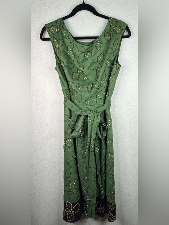 Lafayette 148 New York Dresses & Skirts - Lafayette 148 New York Olive Green Leaf-Print Tie-Waist Midi Dress
C5